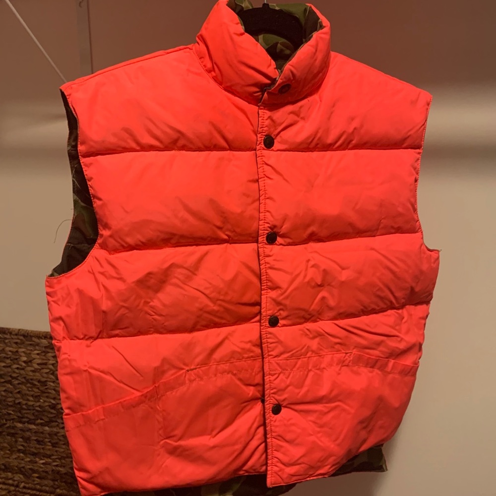 Cabelas Reversible Hunting Vest - Picture 3 of 3